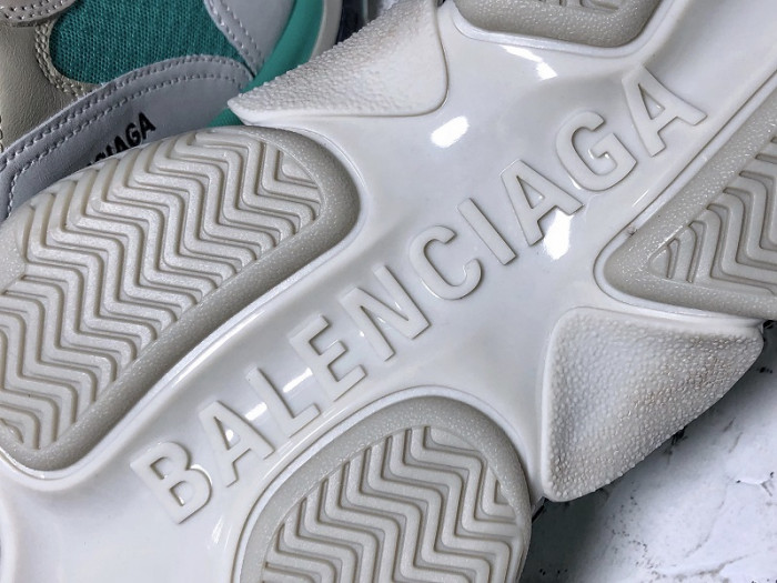 BLC* Triple S Trainer
